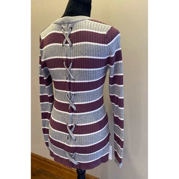 Hippie Rose Sweater Size Measures as Small says Large Corset Back Gray Purple - Picture 4 of 11